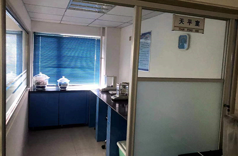 599df43758834396c94de1c98bf4e304